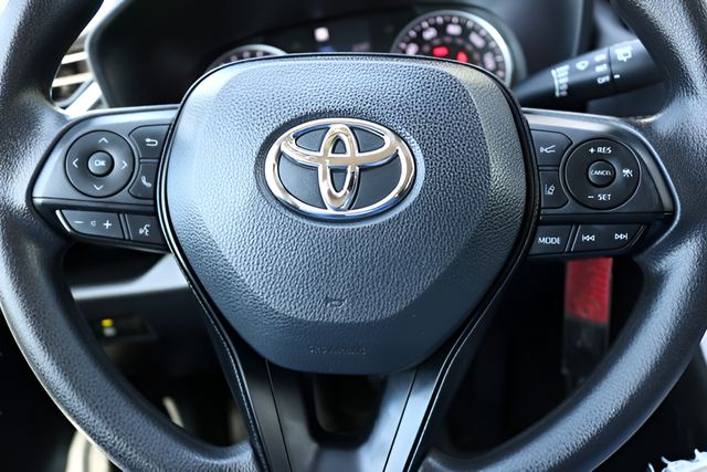 Used Car 2022 Toyota Rav4  Le For Sale Under $25,000 In Austin, Texas