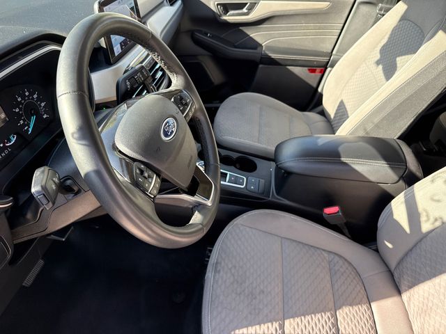 Certified Used 2022 Blue Ford SE image 19