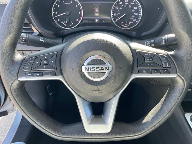 2023 Nissan Sentra SV 28