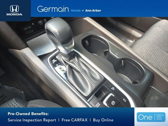 Used 2020 Shimmering Silver Pearl Hyundai SEL image 24