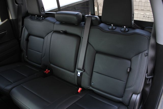 Used 2024 Gray GMC SLT image 21