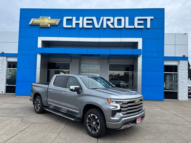 Sterling Gray Metallic 2026 Chevrolet Silverado 1500 Pickup Truck Four-Wheel Drive Automatic