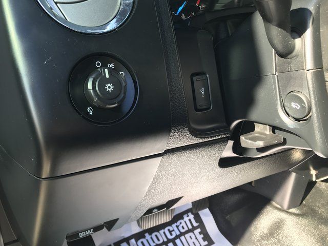 Used 2017 White Ford XL image 8