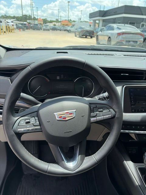 2020 Cadillac XT4 Premium Luxury Silver at Tom Peacock Cadillac