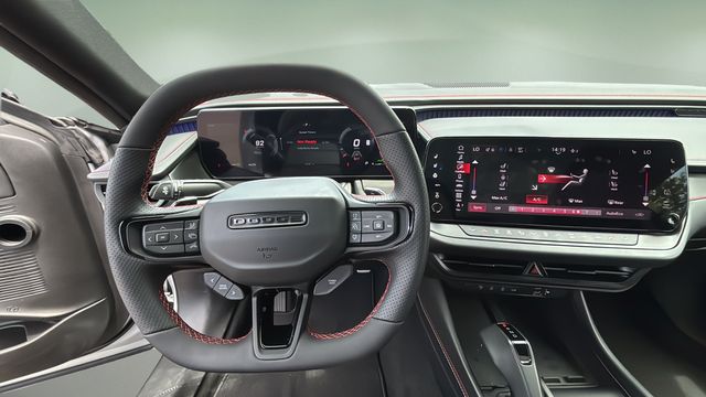 Used 2025  Dodge R/T Scat Pack image 11