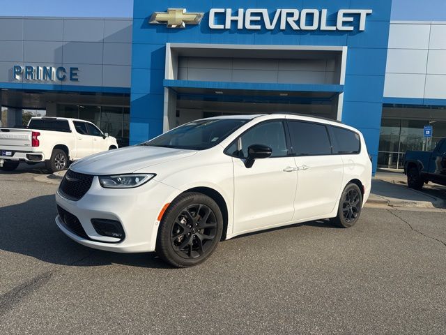 2024 Chrysler Pacifica Touring L FWD