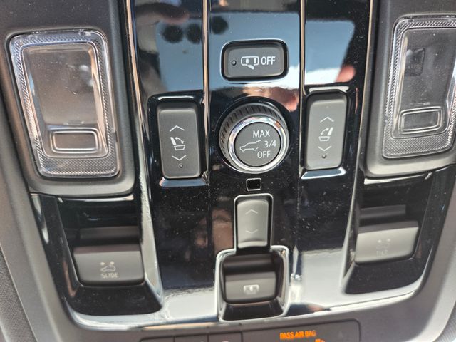 2026 GMC Yukon XL 4WD Elevation