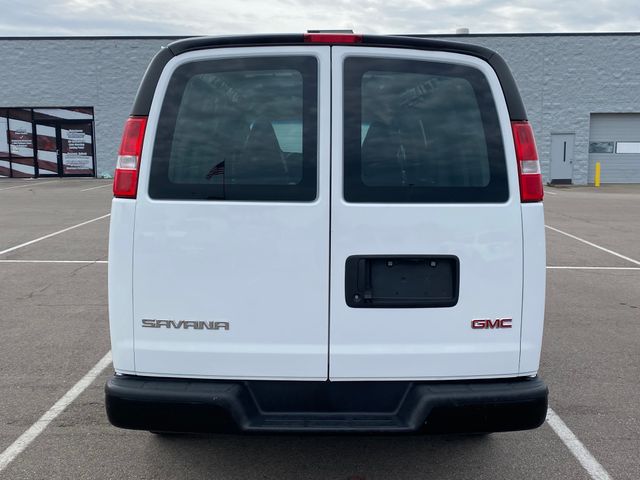 2022 GMC Savana 2500 Work Van 4