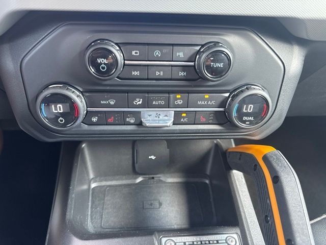 2023 Ford Bronco Badlands:169233A