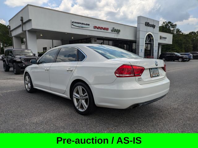 2014 Volkswagen Passat 1.8T SE