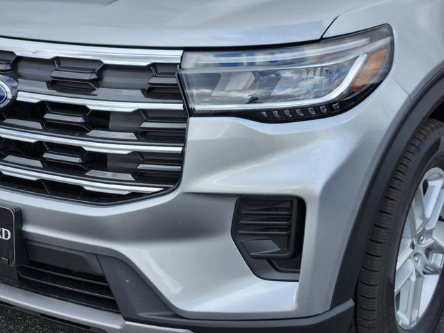 2025 Ford Explorer Active 9