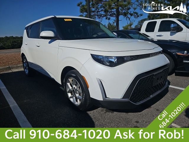 2023 Kia Soul LX FWD