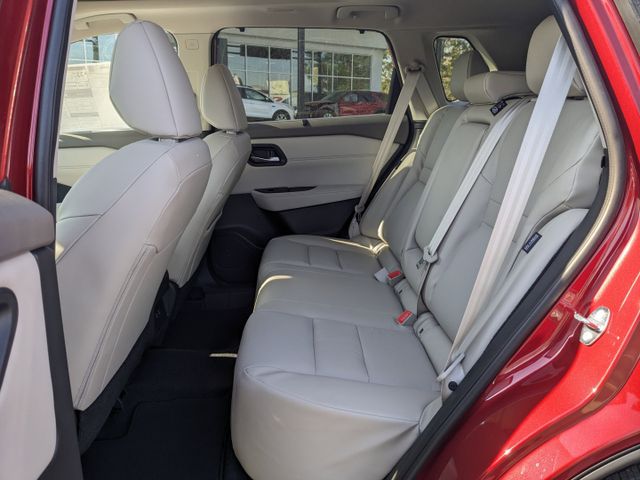 2025 Nissan Rogue SV photo