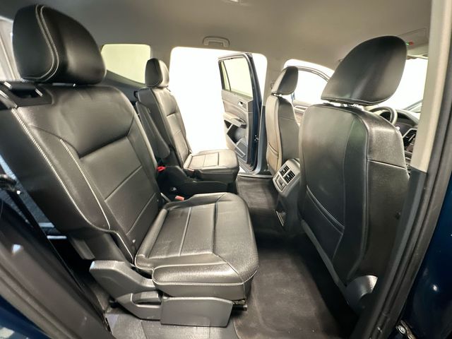 2023 Volkswagen Atlas 2.0T SE w/Technology Blue at Subaru and VW of Moon Township