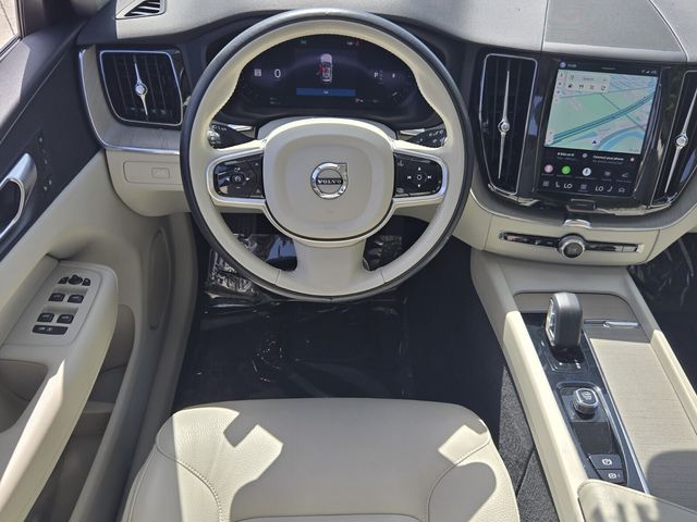 2023 Volvo XC60 - $31,877