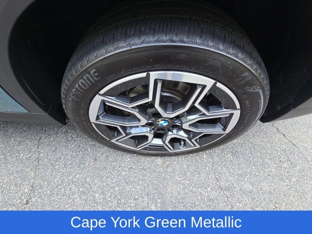 2025 BMW X2 xDrive28i Cape York Green Metallic - Grieco Acura - Image 27