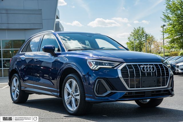 Navarra Blue Metallic 2022 Audi Q3 quattro Premium Plus S Line 45 TFSI SUV / Crossover All-Wheel Drive 8-Speed Automatic