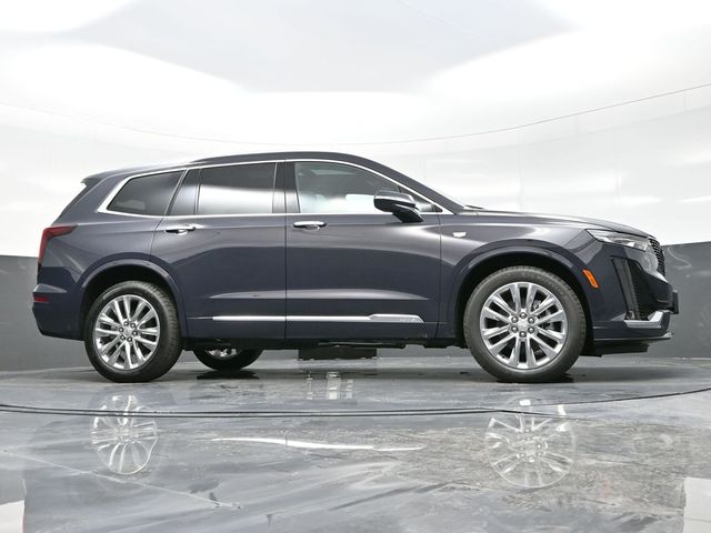 2025 Cadillac XT6 Premium Luxury photo