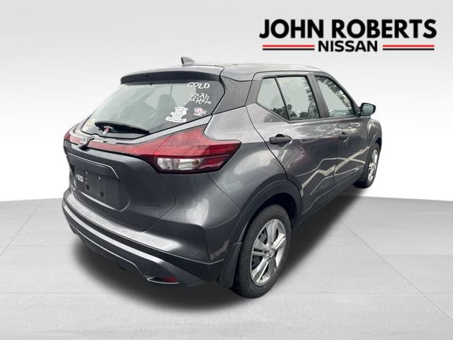 2022 Nissan Kicks S 7