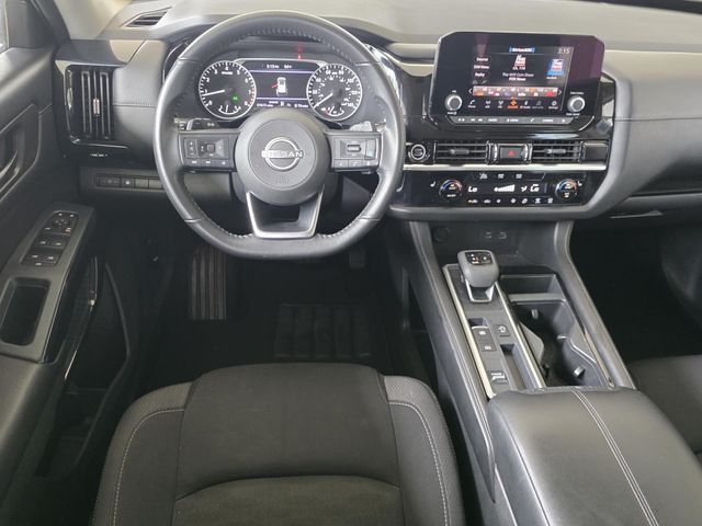 Used 2024 Nissan Pathfinder SUV