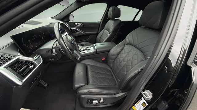 Used 2024 Black BMW xDrive40i image 18