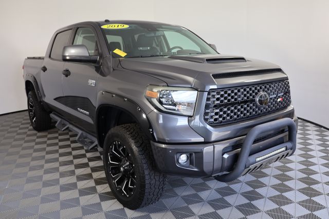 Magnetic Gray Metallic 2019 Toyota Tundra Pickup Truck Four-Wheel Drive 6-Speed Automatic