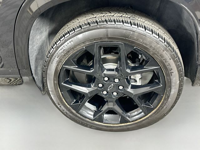 Thumbnail: 2024 Chevrolet Traverse - 32