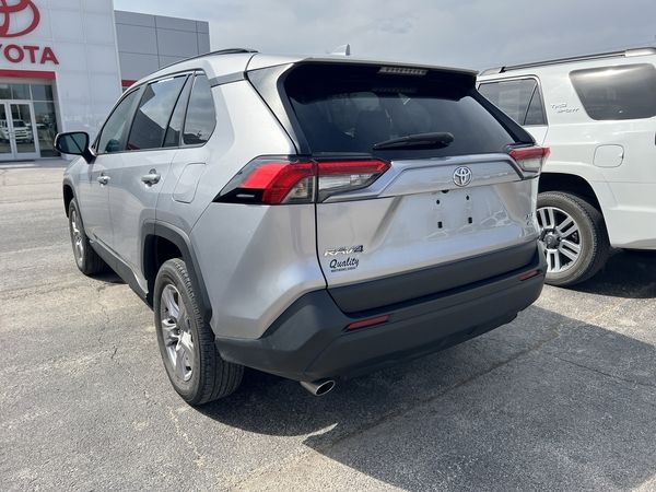 Silver Sky Metallic 2025 Toyota RAV4 XLE AWD SUV / Crossover All-Wheel Drive 8-Speed Automatic