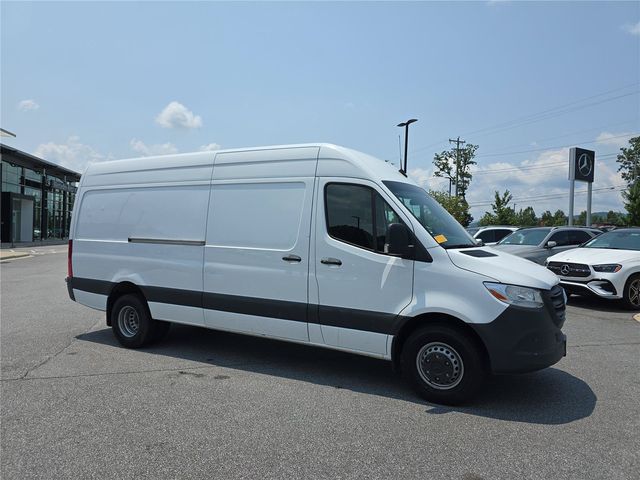 Arctic White 2022 Mercedes-Benz Sprinter Cargo Van 4X2 7-Speed Automatic