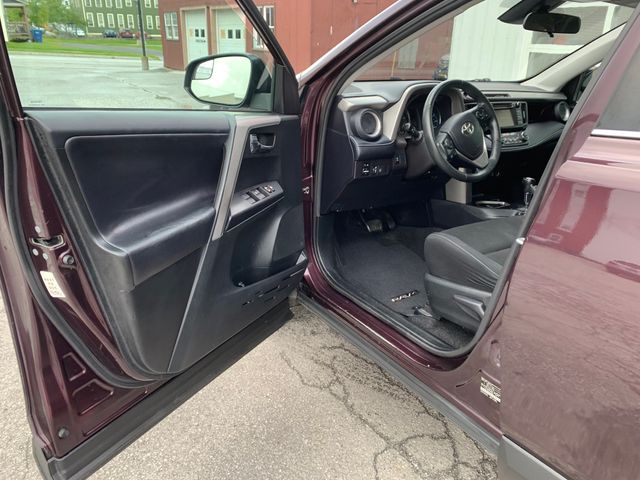 Used 2018 Toyota RAV4 SUV