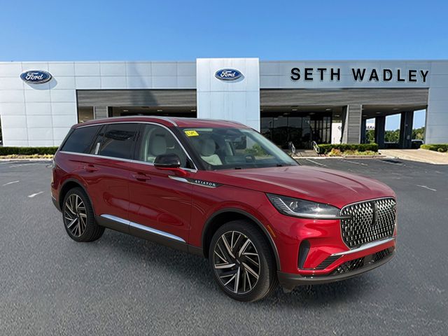 Red Carpet Tinted Clearcoat 2026 Lincoln Aviator SUV / Crossover All-Wheel Drive Automatic