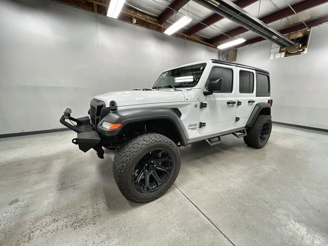 Bright White Clearcoat 2019 Jeep Wrangler SUV / Crossover Four-Wheel Drive 8-Speed Automatic