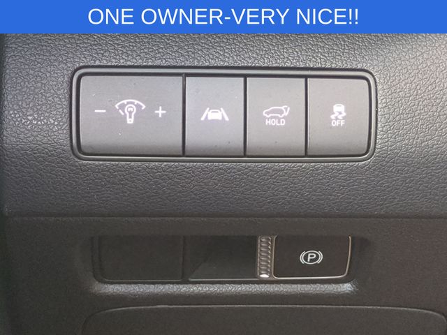 Used 2023 Gray Hyundai SEL image 18