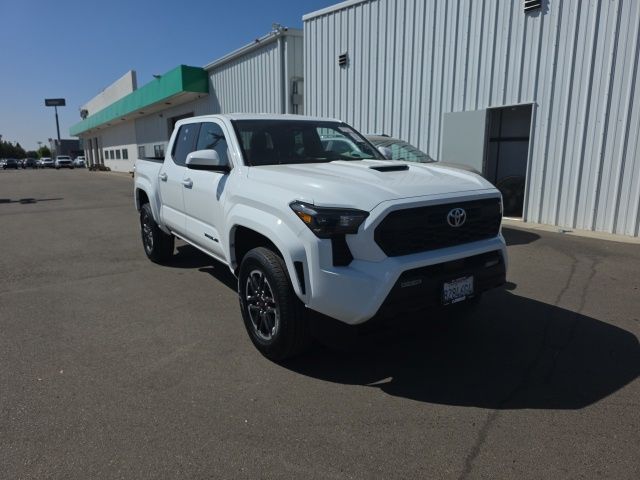 Ice Cap 2025 Toyota Tacoma Pickup Truck Four-Wheel Drive 8-Speed Automatic
