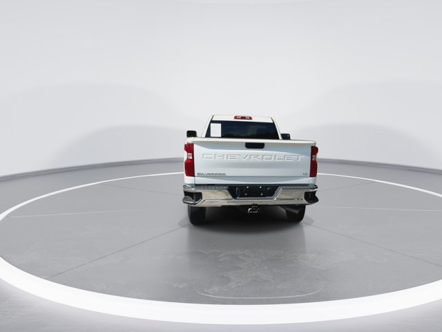 Used 2022 White Chevrolet LT image 9