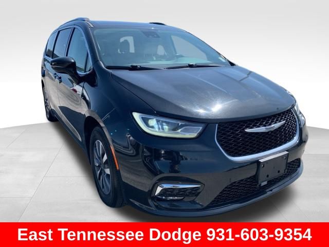 2021 Chrysler Pacifica Touring L photo