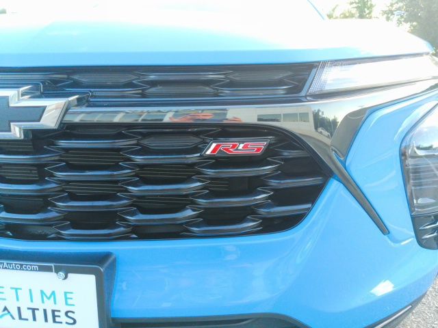 Used 2024 Chevrolet Trax SUV