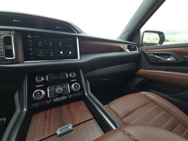 Photo of 2023 GMC Yukon XL Denali Ultimate in Dallas, GA - 31,  2023 GMC Yukon XL Denali Ultimate:C02355