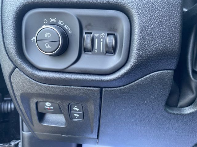 2026 Ram 1500 Big Horn/Lone Star - Diamond Black Crystal Pearlcoat exterior view 18