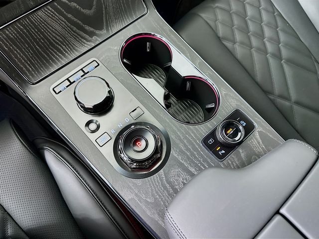 Thumbnail: 2026 Genesis GV80 - 15