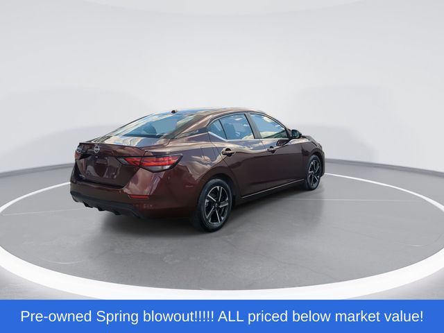 Used 2025 Rosewood Metallic Nissan SV image 8