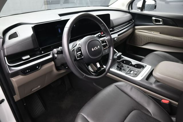 Used 2026 Kia Carnival Van