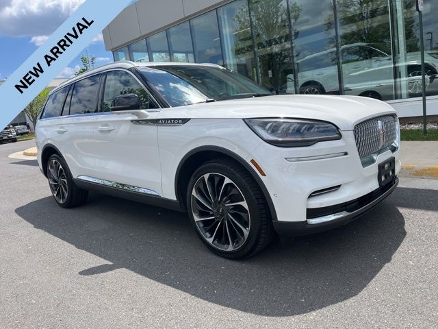 White Metallic 2023 Lincoln Aviator Reserve AWD SUV / Crossover All-Wheel Drive Automatic