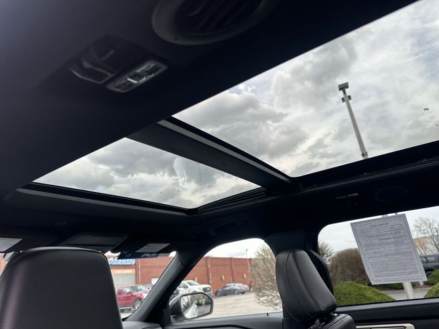 Certified Used 2022 White Ford ST-Line image 18