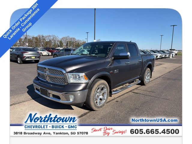 2016 RAM 1500 Laramie Crew Cab 4WD