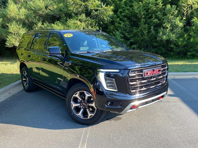 Onyx Black 2025 GMC Yukon SUV / Crossover Four-Wheel Drive