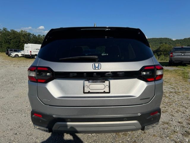 Used 2025 Silver Honda Touring image 6