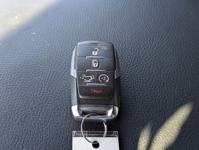 2023 Diamond Black Crystal Pearlcoat Ram 1500 Laramie 4X4 Truck