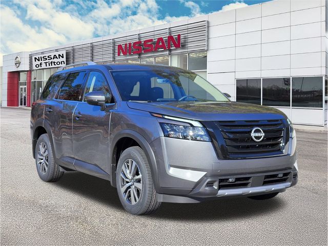 2025 Nissan Pathfinder SL's photo