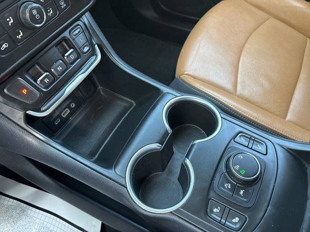 2021 GMC Terrain SLT photo